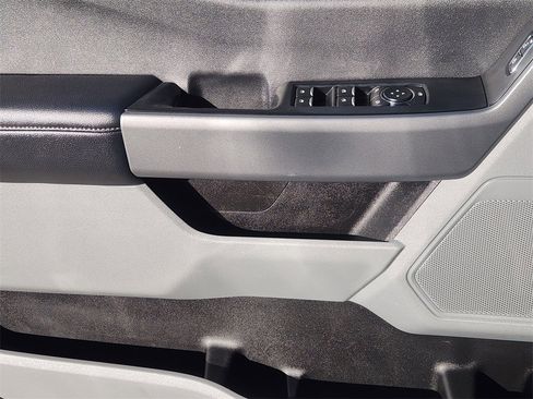 Used 2024 Ford F350 XLT image 25