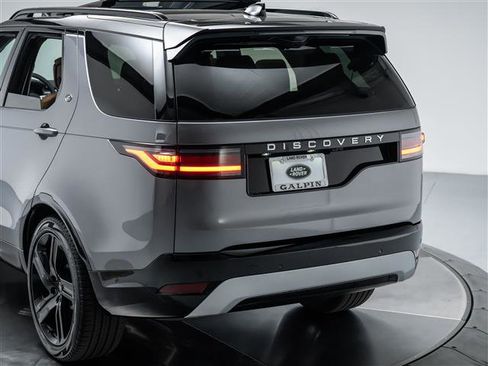 New 2026 Land Rover Discovery Limited Edition AWD/4WD image 31