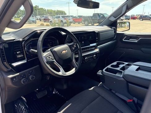 Used 2025 Chevrolet Silverado 1500 LT w/ Work Truck Package AWD/4WD image 14