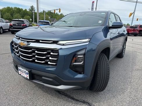 Used 2025 Chevrolet Equinox LT AWD/4WD image 14