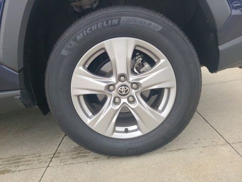 Used 2025 Toyota RAV4 XLE image 11