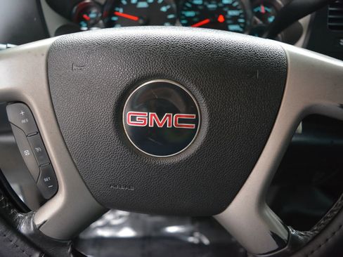 Used 2010 GMC Sierra 3500 SLE image 21