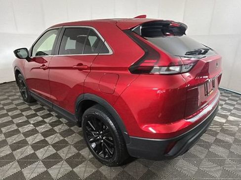 Used 2024 Mitsubishi Eclipse Cross LE AWD/4WD image 4