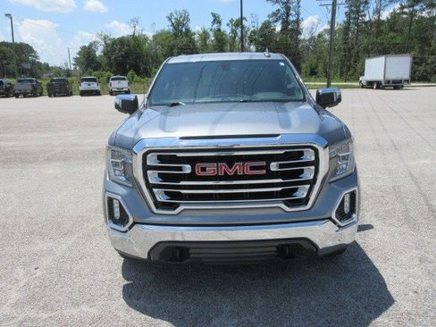 Used 2022 GMC Sierra 1500 SLT w/ SLT Premium Package AWD/4WD image 3
