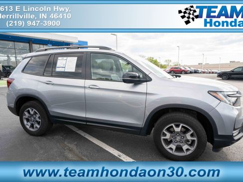 Certified 2023 Honda Passport TrailSport image 1