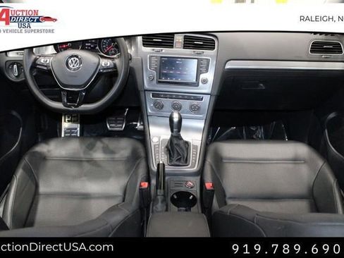 Used 2017 Volkswagen Golf Alltrack SE image 35