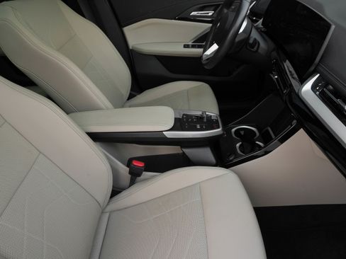 Certified 2023 BMW X1 xDrive28i w/ Convenience Package AWD/4WD image 12
