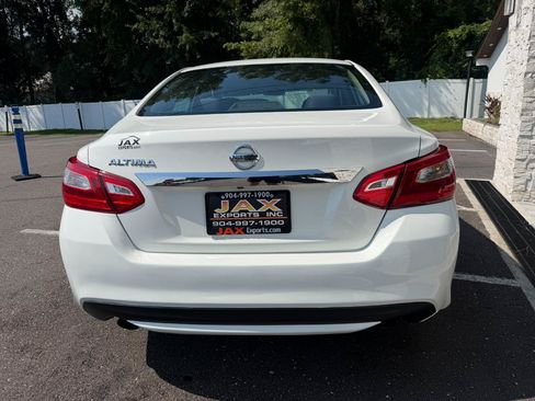 Used 2016 Nissan Altima 2.5 S w/ Power Driver Seat Package FWD image 12
