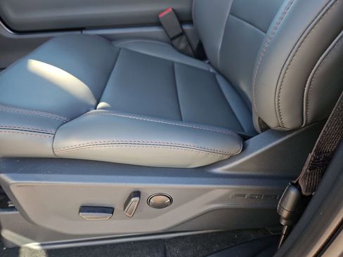 New 2025 Ford Expedition Max Active image 23