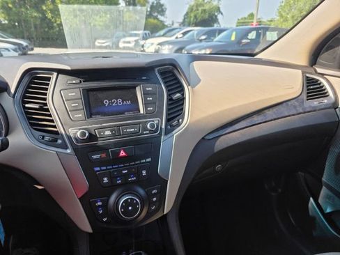 Used 2018 Hyundai Santa Fe Sport AWD/4WD image 16
