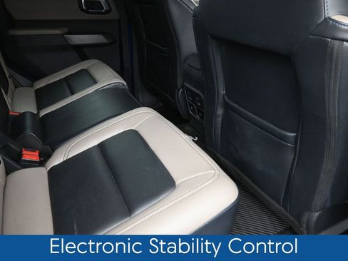 Used 2022 Ford Bronco Wildtrak AWD/4WD image 9