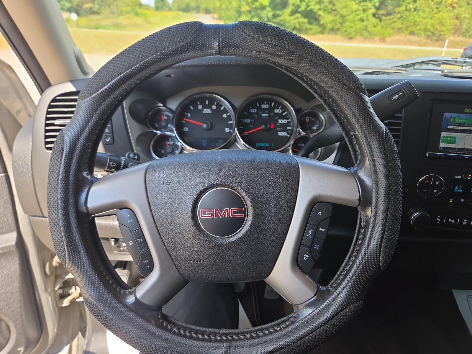 Used 2014 GMC Sierra 2500 SLE w/ HD SLE Premium Package AWD/4WD image 17