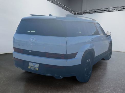 Used 2024 Hyundai Santa Fe SEL image 4