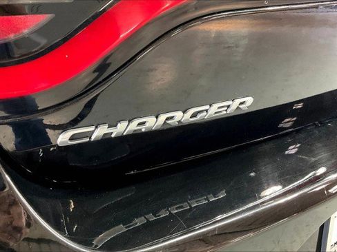 Used 2023 Dodge Charger SXT image 8