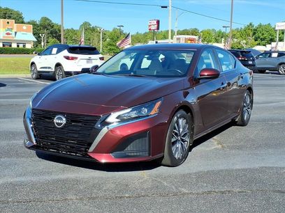 Used 2023 Nissan Altima 2.5 SV w/ SV Premium Package