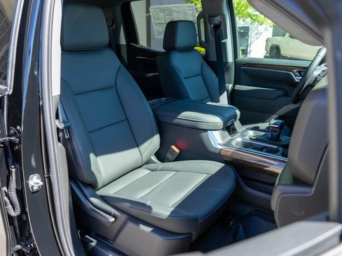 New 2026 GMC Sierra 1500 Elevation w/ Elevation Premium Package AWD/4WD image 9