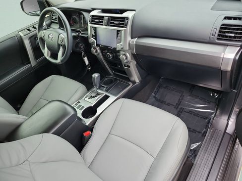 Used 2020 Toyota 4Runner SR5 RWD image 17