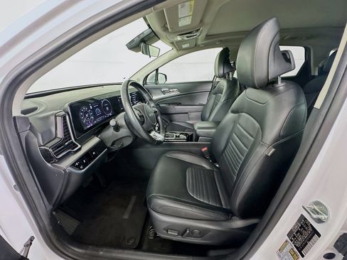 Used 2023 Kia Sportage SX image 13