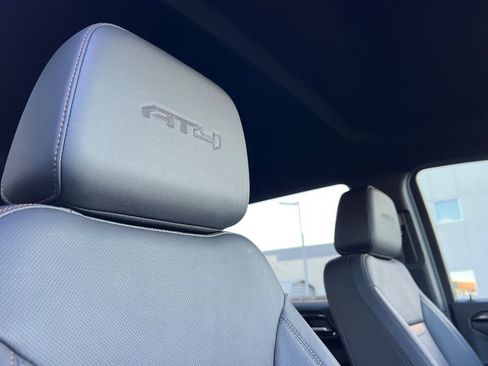 Used 2025 GMC Sierra 1500 AT4 w/ Technology Package image 20