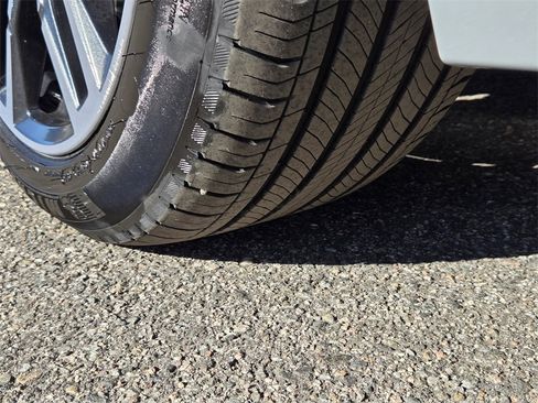 Certified 2024 BMW 530i xDrive 530i xDrive w/ M Sport Package image 13