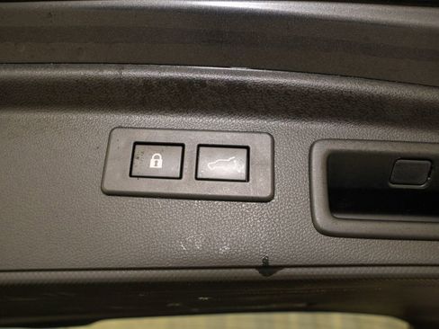 Used 2024 Subaru Forester Limited image 6