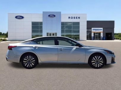 Used 2025 Nissan Altima 2.5 SV
