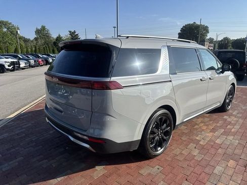 Used 2024 Kia Carnival SX FWD image 14