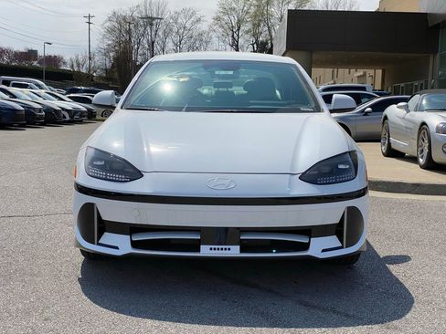 New 2025 Hyundai Ioniq 6 SEL image 2