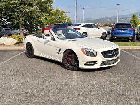 Used 2014 Mercedes-Benz SL 550 image 4