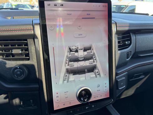 Used 2024 Ford Expedition Max Limited image 26