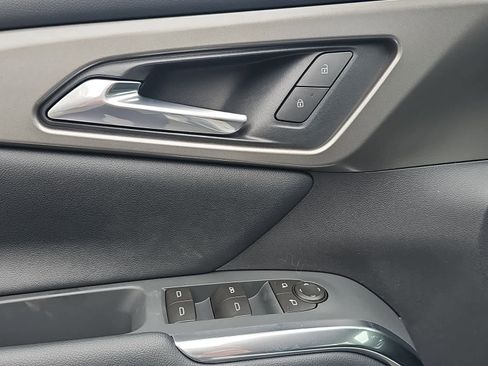 New 2026 Chevrolet Traverse LT w/ Driver Confidence Package image 12