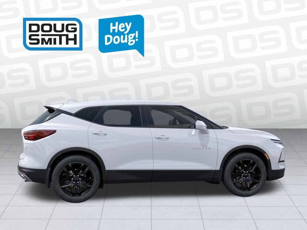 New 2026 Chevrolet Blazer LT w/ LPO, Black Grille Bar Package AWD/4WD image 5