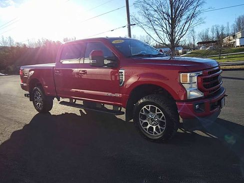 Used 2022 Ford F250 Lariat image 2