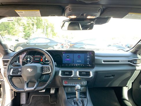 Used 2024 Ford Mustang Premium image 32