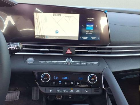 New 2026 Hyundai Elantra Limited FWD image 13