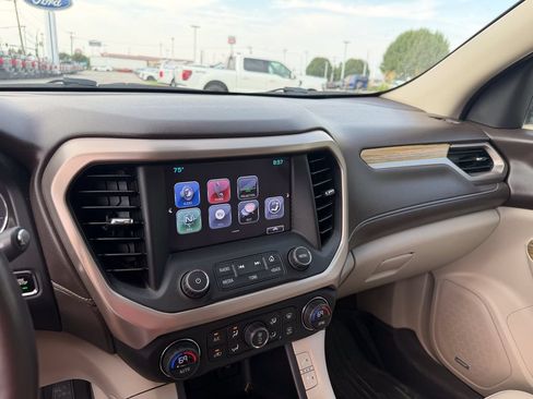 Used 2017 GMC Acadia Denali w/ Technology Package AWD/4WD image 20
