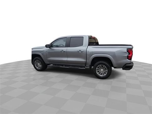Used 2023 Chevrolet Colorado LT w/ LT Convenience Package II image 6