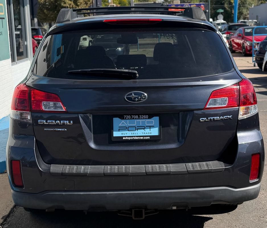 Used 2013 Subaru Outback 2.5i Premium w/ Popular Pkg 1B AWD/4WD image 4