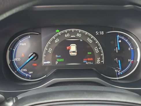 Used 2025 Toyota RAV4 XLE AWD/4WD image 19