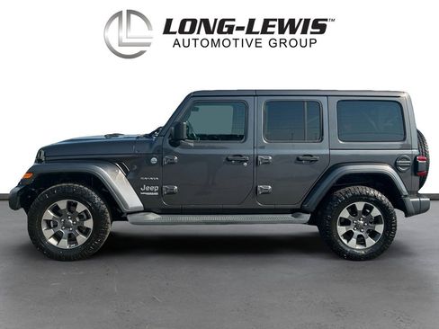 Used 2018 Jeep Wrangler Unlimited Sahara AWD/4WD image 2