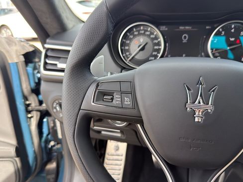 Used 2024 Maserati Ghibli Trofeo image 27