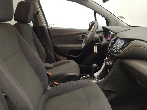 Used 2020 Chevrolet Trax LS w/ Tint and Cruise Package FWD image 21