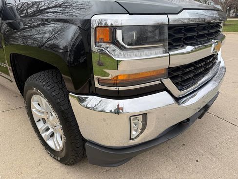 Used 2018 Chevrolet Silverado 1500 LT w/ All Star Edition image 10