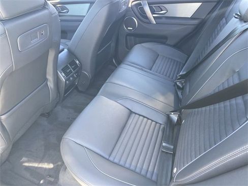 Used 2025 Land Rover Discovery Sport Dynamic SE image 13