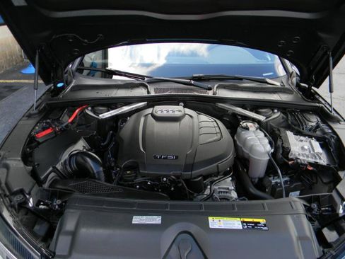 Used 2020 Audi A4 2.0T Premium AWD/4WD image 25