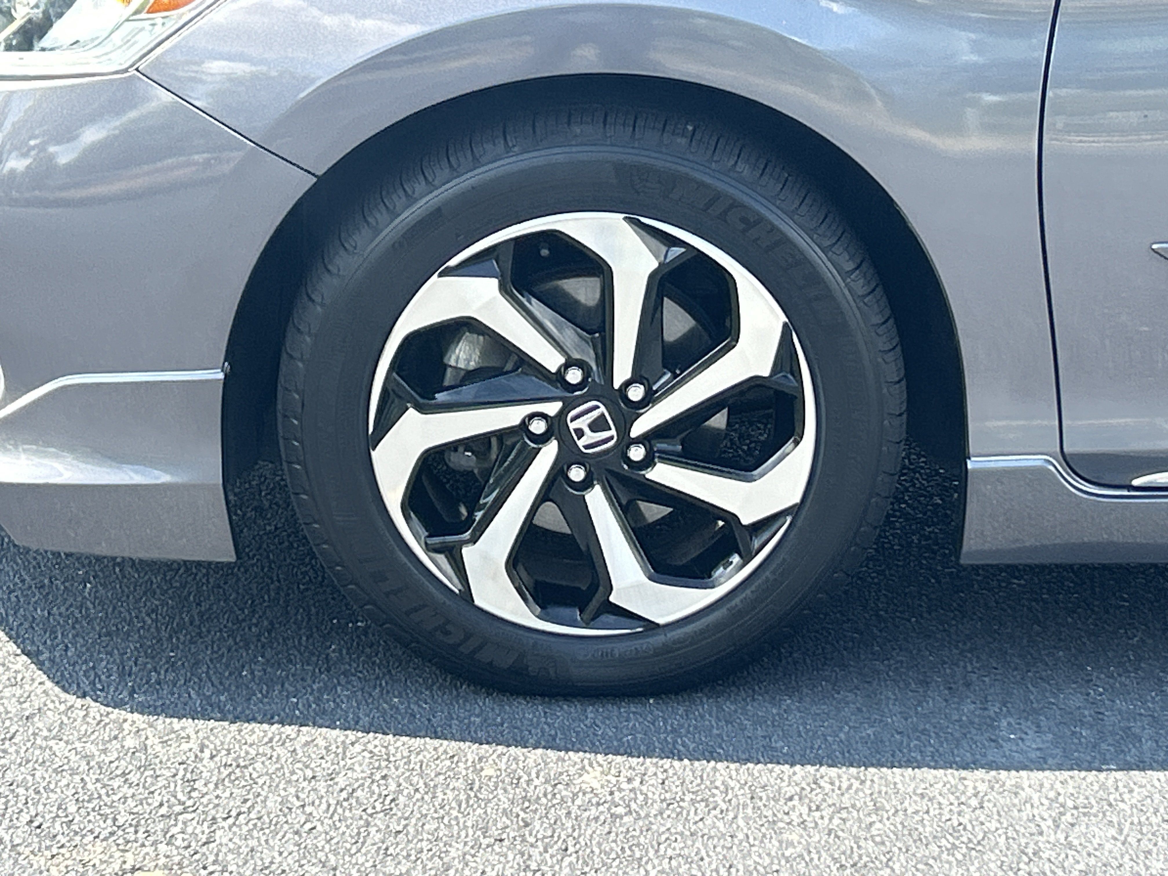 Used 2016 Honda Accord EX-L image 32