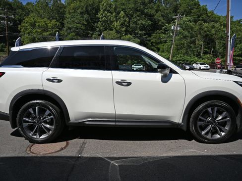 Used 2023 INFINITI QX60 Luxe w/ Cargo Package AWD/4WD image 6