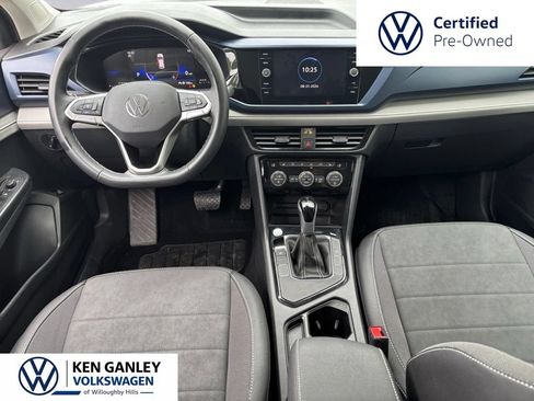 Used 2024 Volkswagen Taos SE FWD image 16