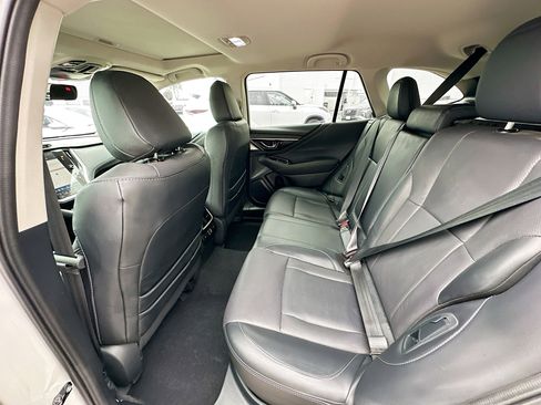 Used 2024 Subaru Outback Limited image 27