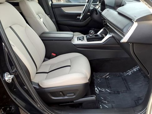 Certified 2024 MAZDA CX-90 Plug-In Hybrid w/ Premium Pkg image 12